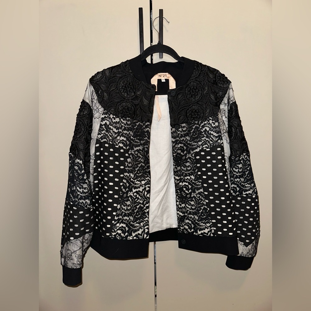 N°21  Black and White 100% Cotton Lace Bomber Jacket Size 44